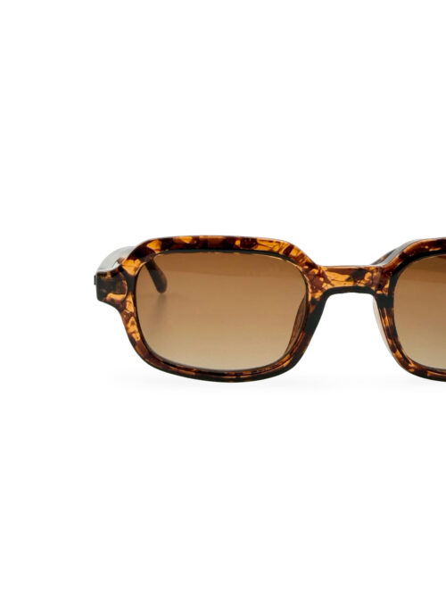 Aruba Brown